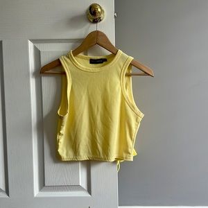 yellow PrettyLittleThing top! size 6/S